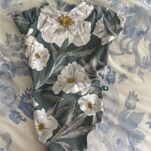 Floral Lucky Leo leotard in Grayish Green and White